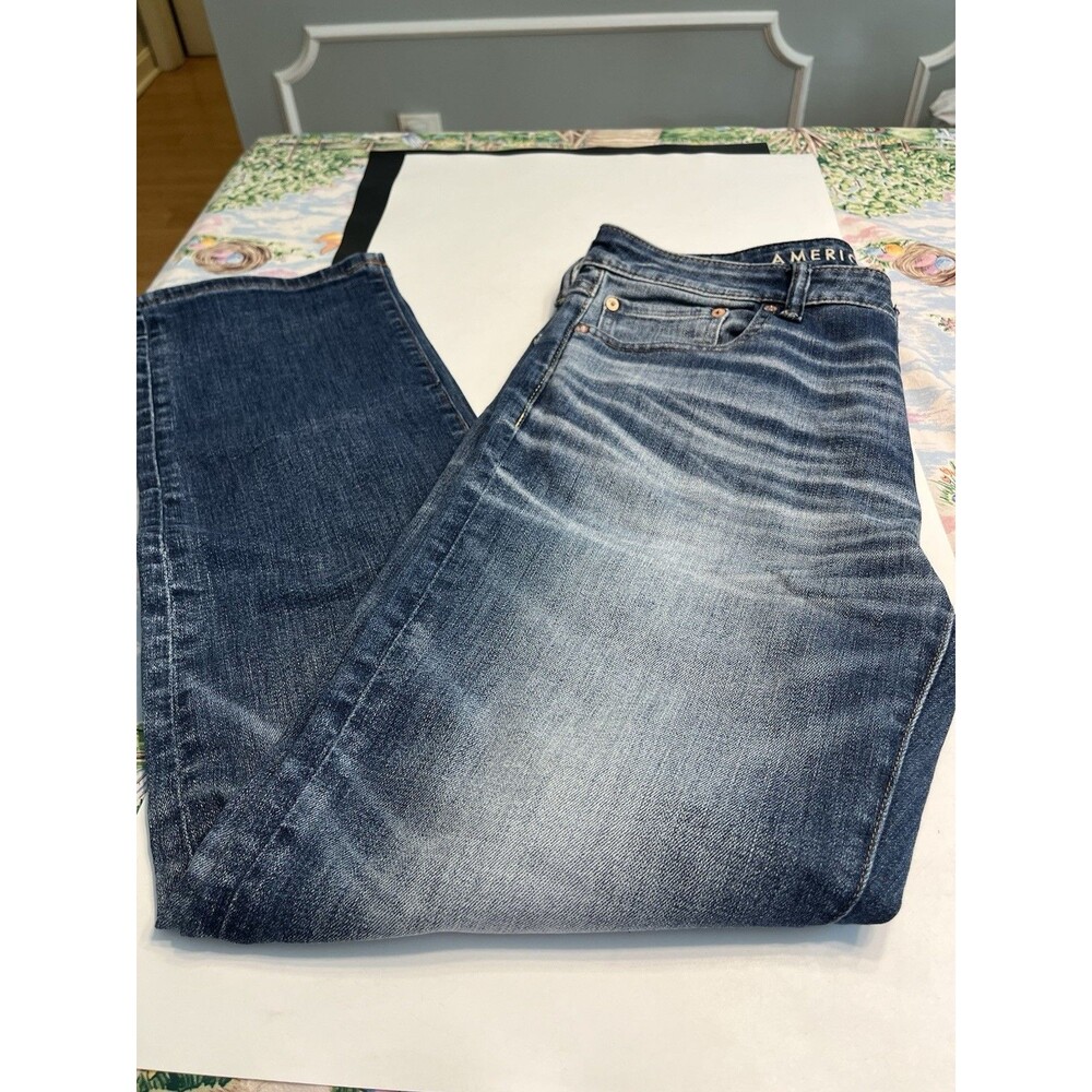 American Eagle Original Straight Airflex + Temp Tech Blue Denim Jeans 33x32